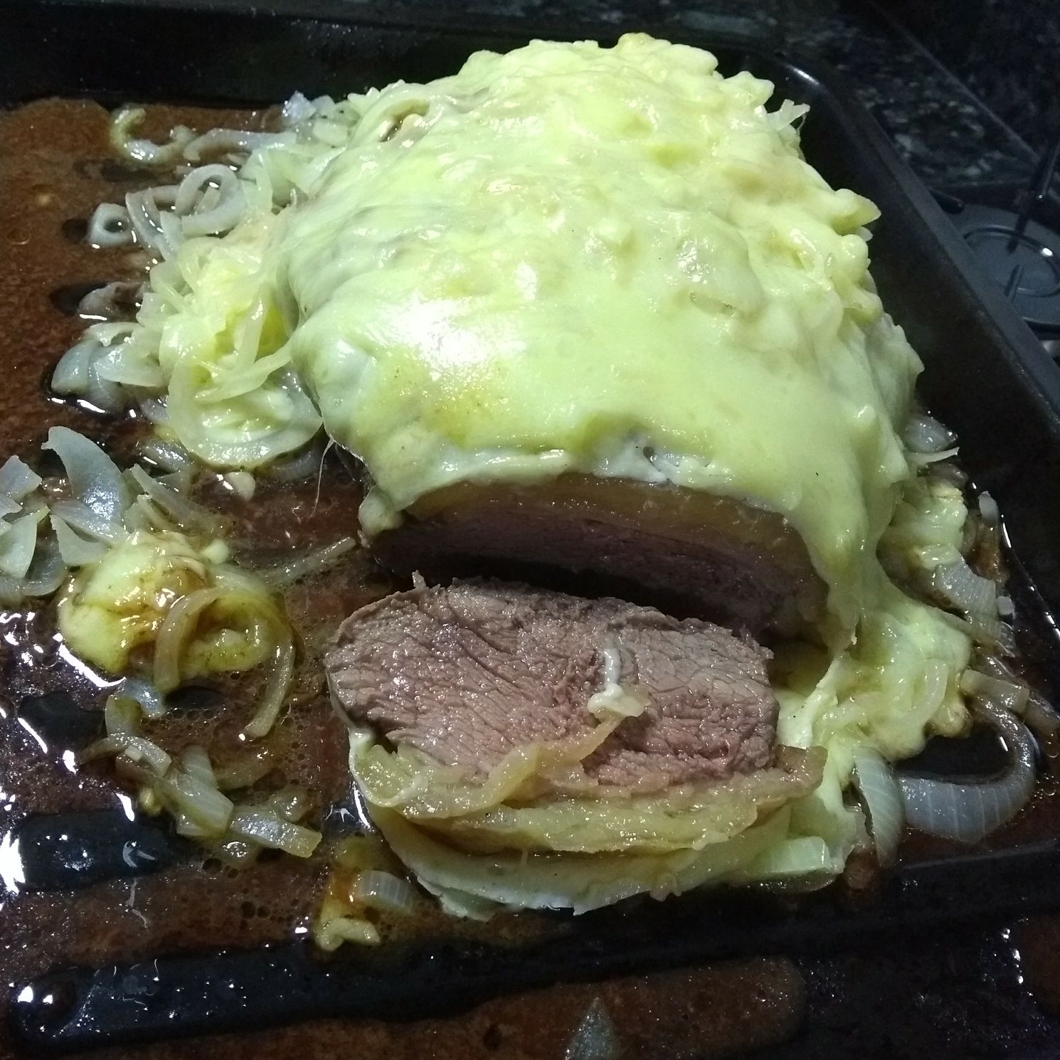 Picanha com queijo e cebola na manteiga