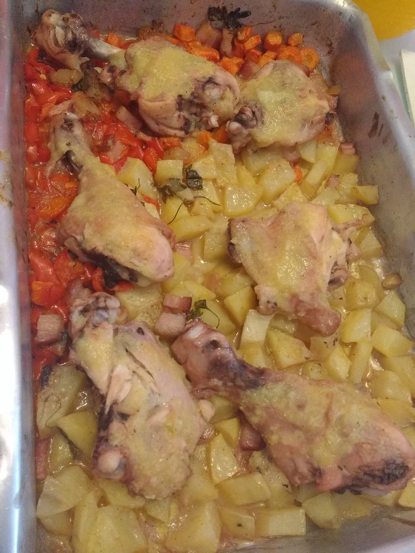 Frango assado com legumes