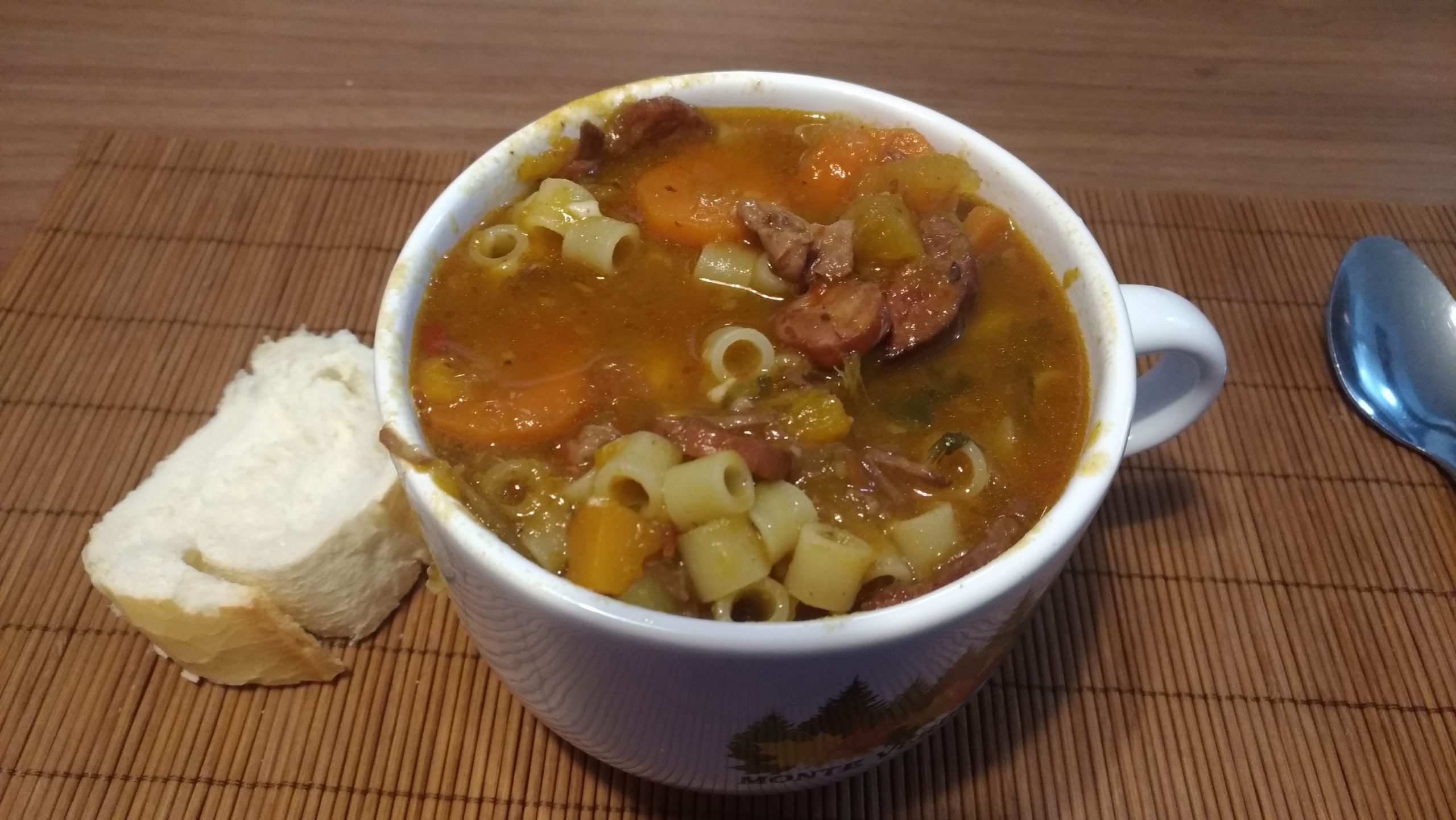 Sopa da vovó do Marcão