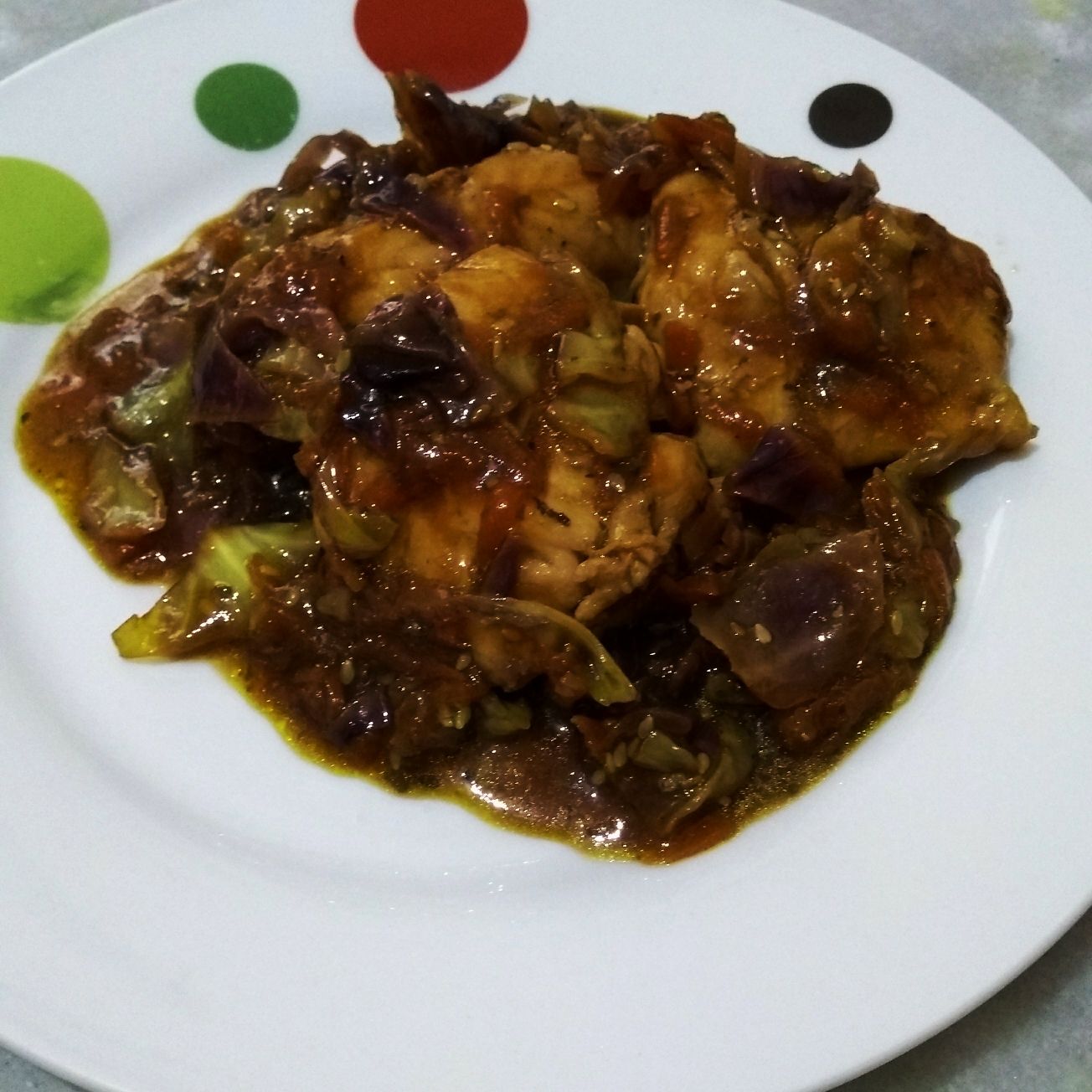 Frango com legumes ao molho cremoso de shoyu