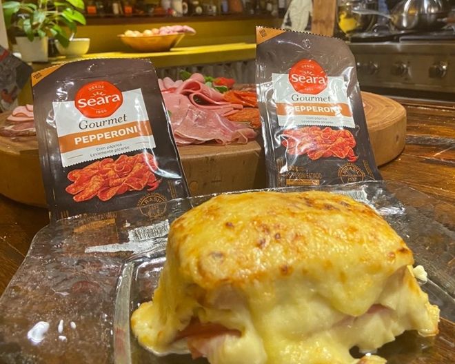 Croque monsieur com frios