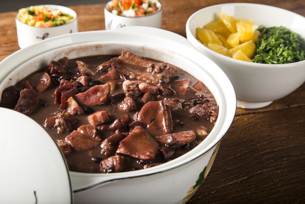 Feijoada na panela de pressão